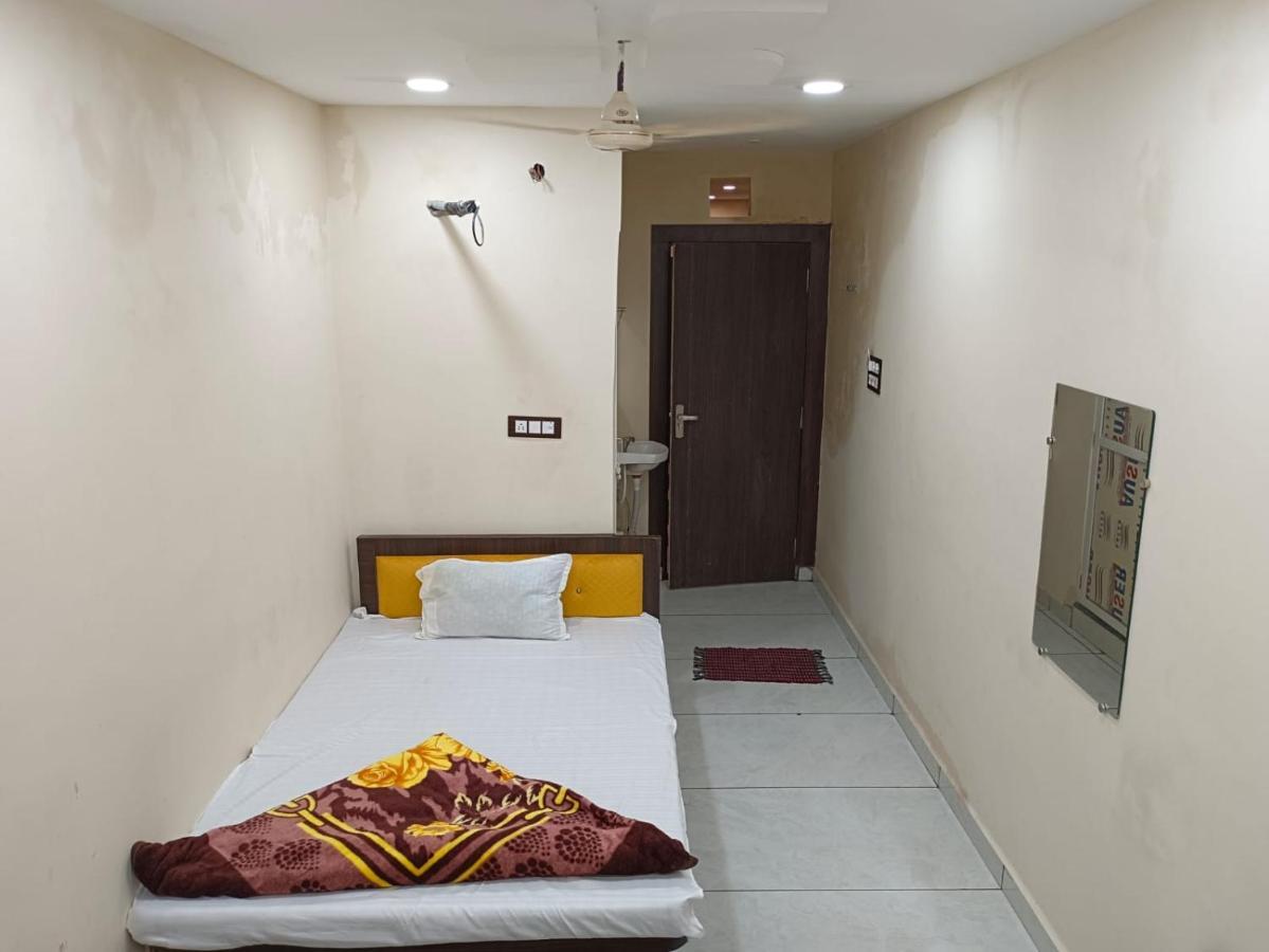 Hotel Shipra Inn Ujjain Ngoại thất bức ảnh