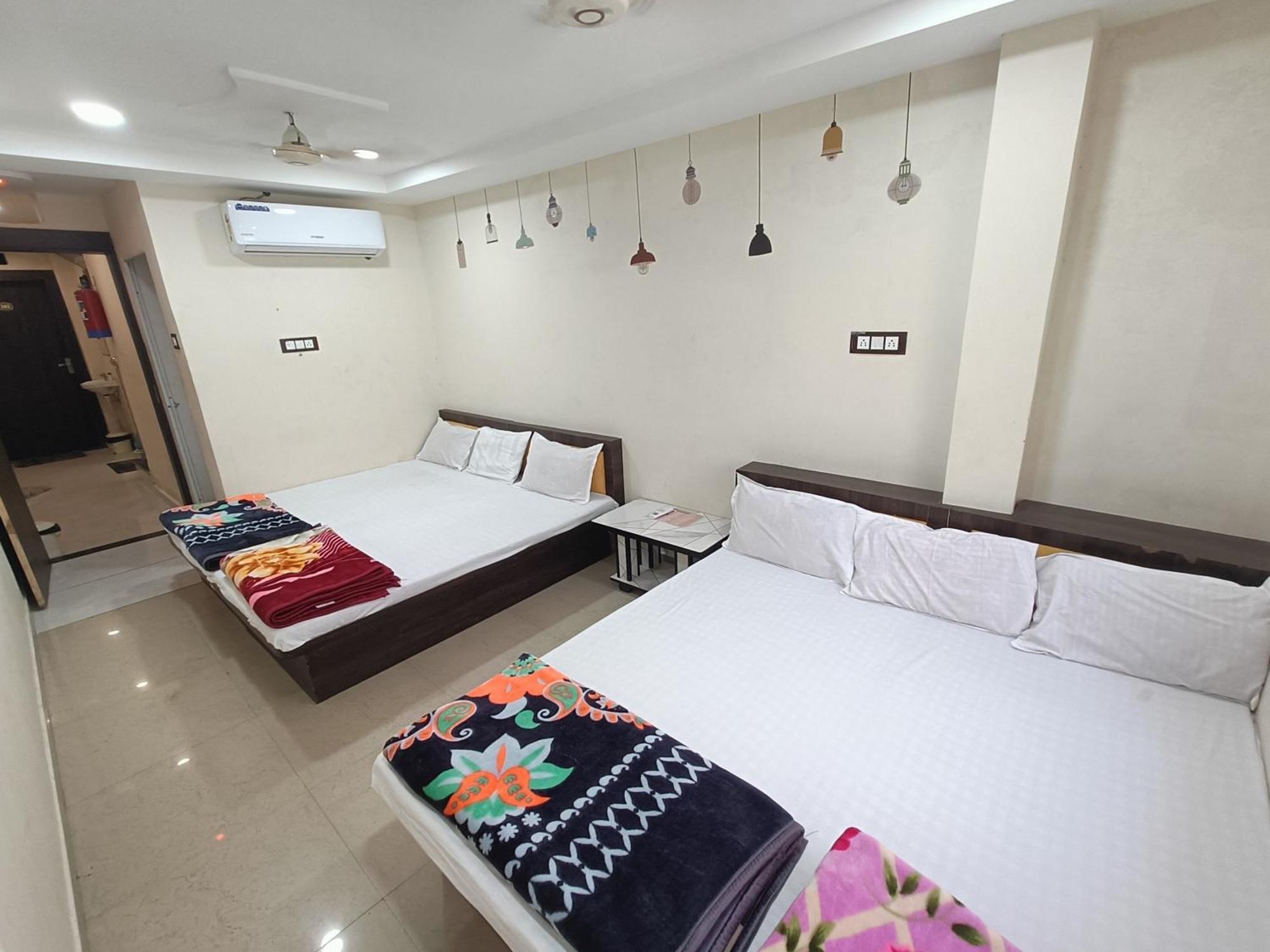 Hotel Shipra Inn Ujjain Ngoại thất bức ảnh